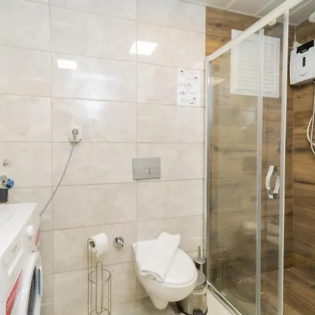 Lovely Near In Muratpasa, Appartement